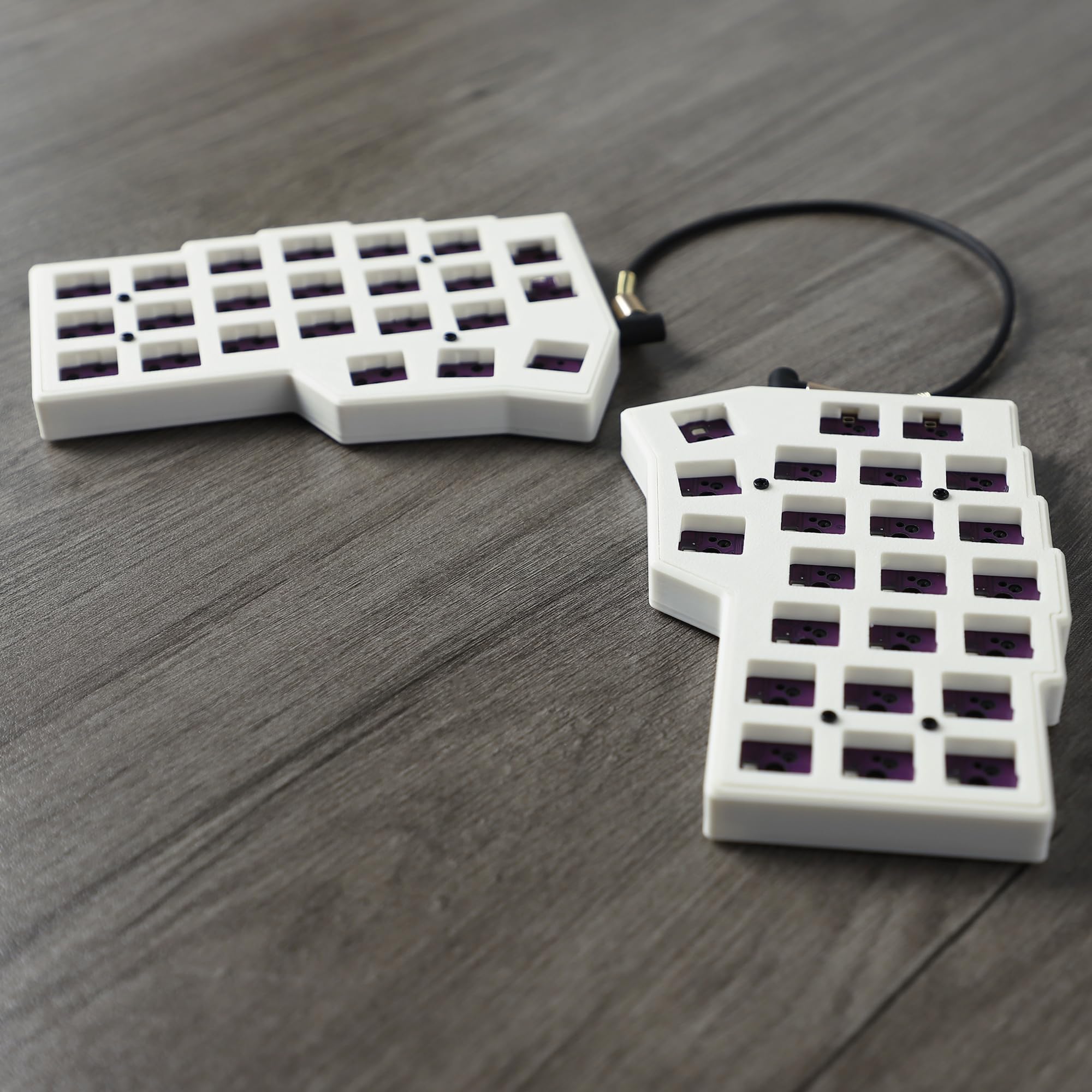 Corne Mini v4 オマケ多数 すぐ使えます Corne Mini v4 オマケ多数 すぐ使えます Corne Mini v4 オマケ多数